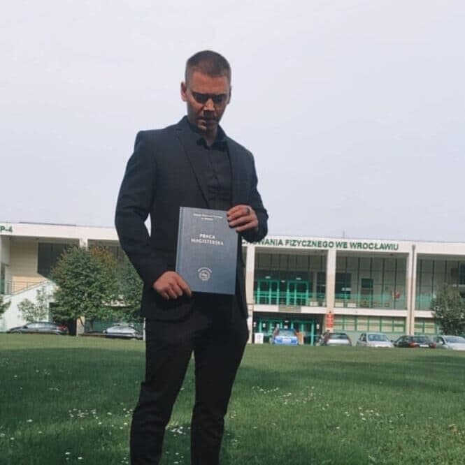 Trener personalny Wrocław – czy warto mieć studia?